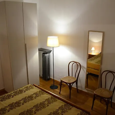 Domus Sottoripa Apartment