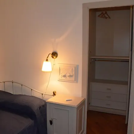 Domus Sottoripa Apartment