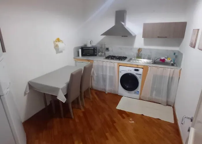 Domus Sottoripa Apartmán Janov
