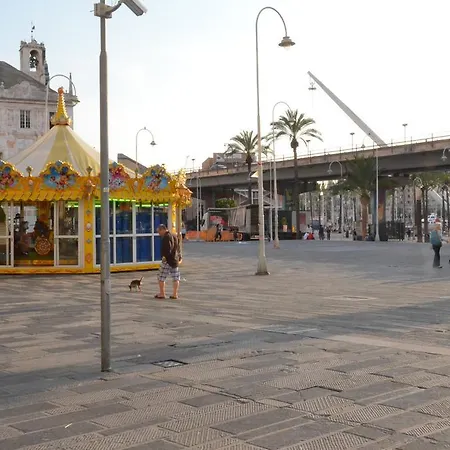 Domus Sottoripa Apartment Genoa